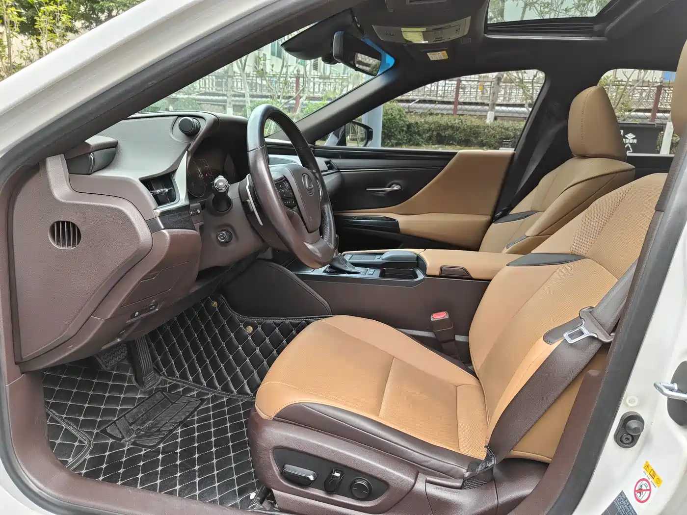 Lexus ES 2018 200 Excellence Edition China V фото 5