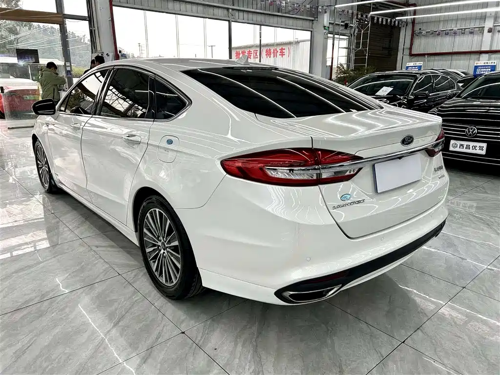 FORD MONDEO
