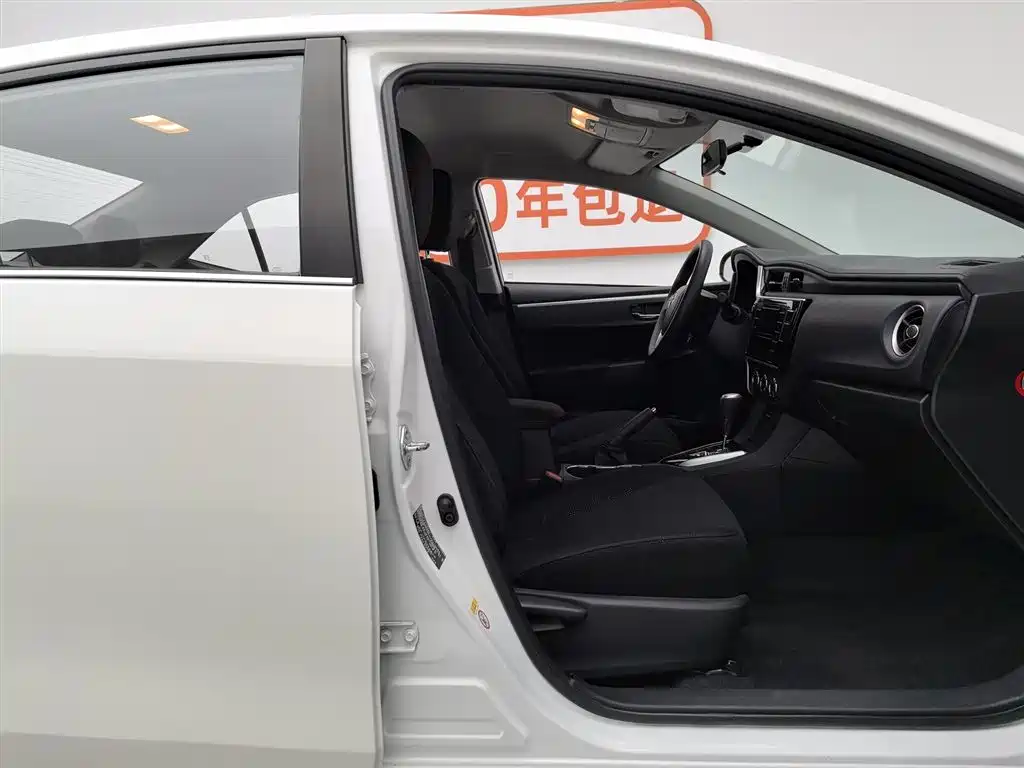 Toyota Corolla 2018 1.2T S-CVT GL Smart Edition фото 23
