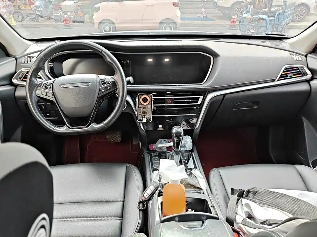 Venucia T90 2020 2020 2.0L CVT Smart Connect Smooth Edition