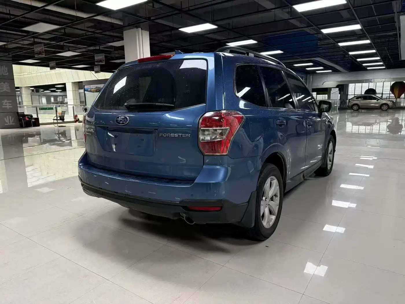Subaru Forester 2014 2.5i Automatic Elite Edition фото 6