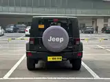 Фото 6 - Jeep Wrangler