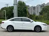 Фото 20 - Geely Geometry A