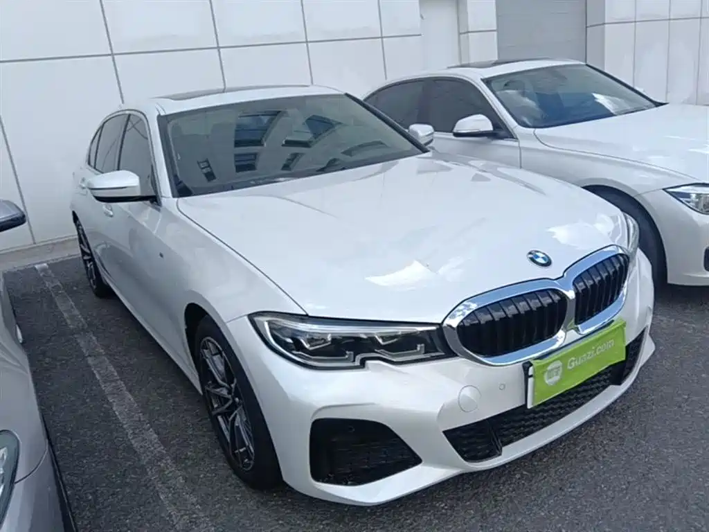 BMW 3-SERIES