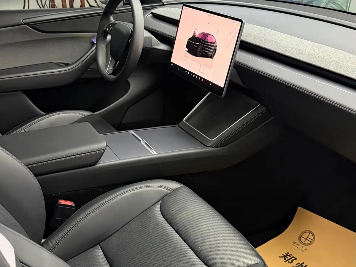 Фото 6 - Tesla Model Y