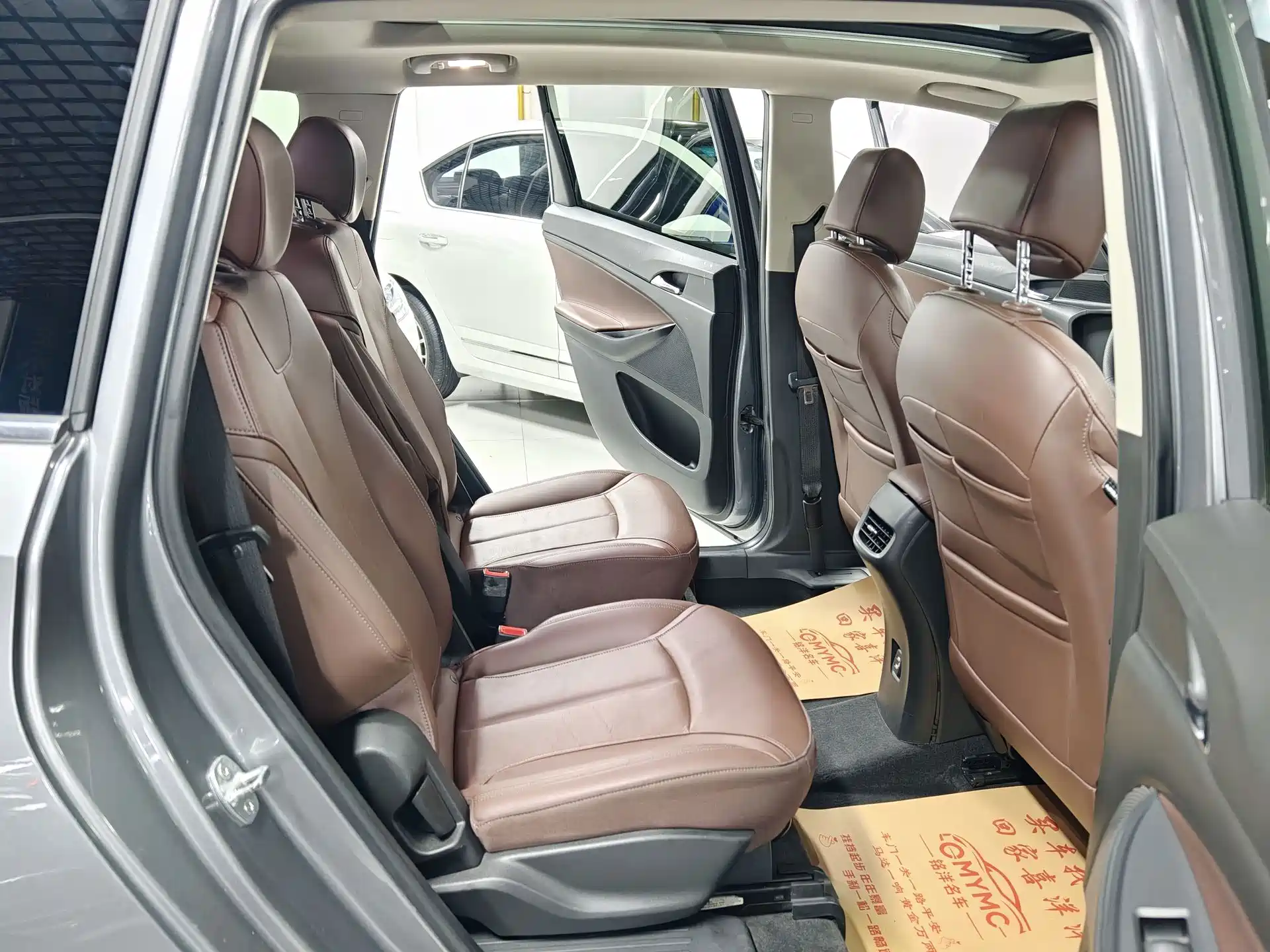 Фото 10 - Buick GL6