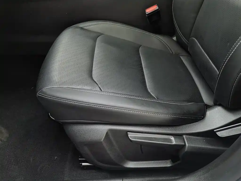 GEELY AUTOMOBILE EMGRAND