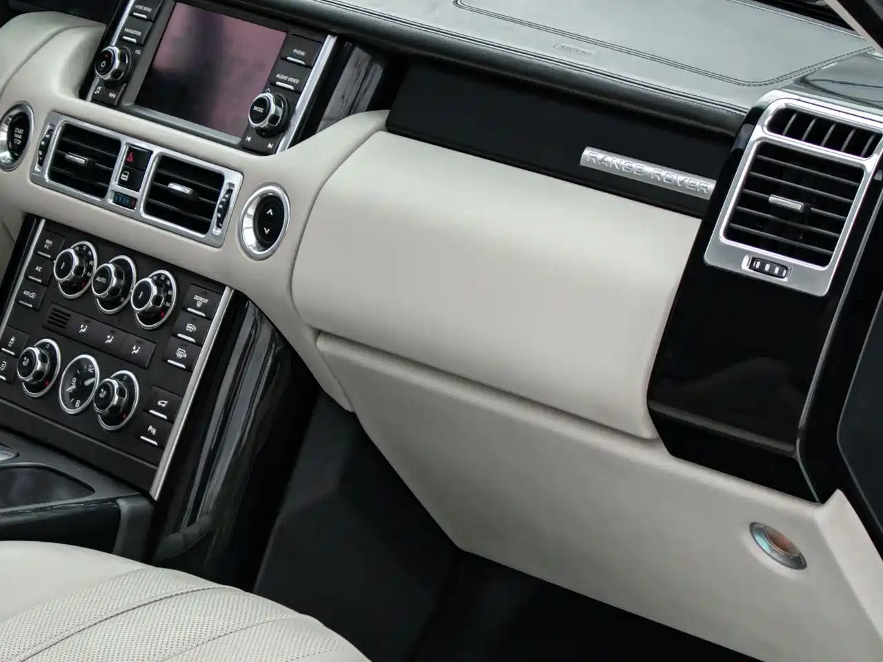 Land Rover Range Rover 2011 2012 5.0 SC V8