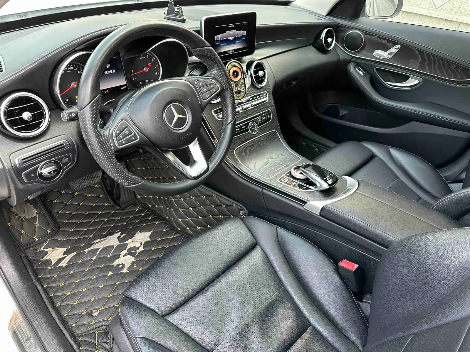 Фото 8 - Mercedes-Benz C-Class