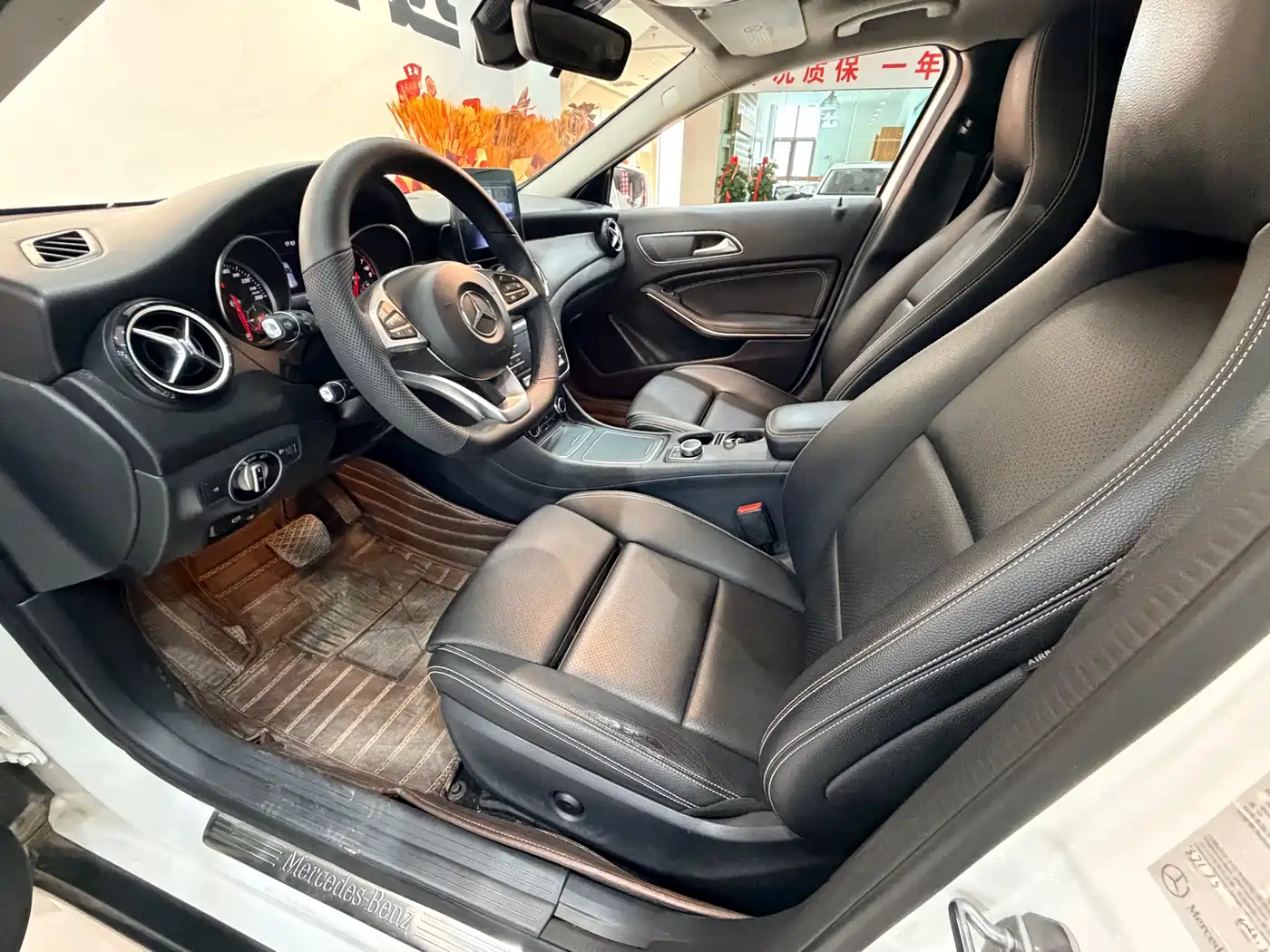 Mercedes-Benz GLA 2019 GLA 200 Dynamic фото 8