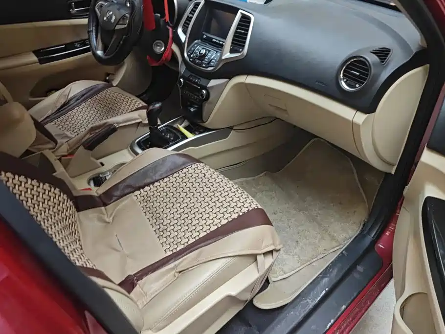 Photo 8 - Changan Eado
