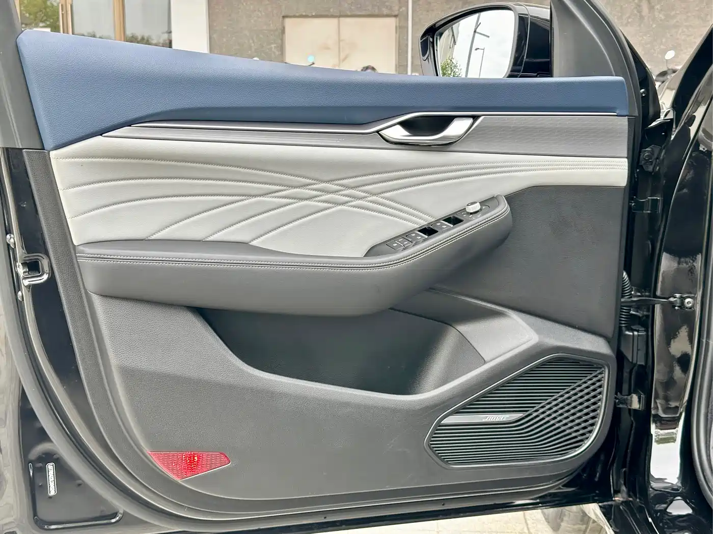 GEELY AUTOMOBILE XINGRUI