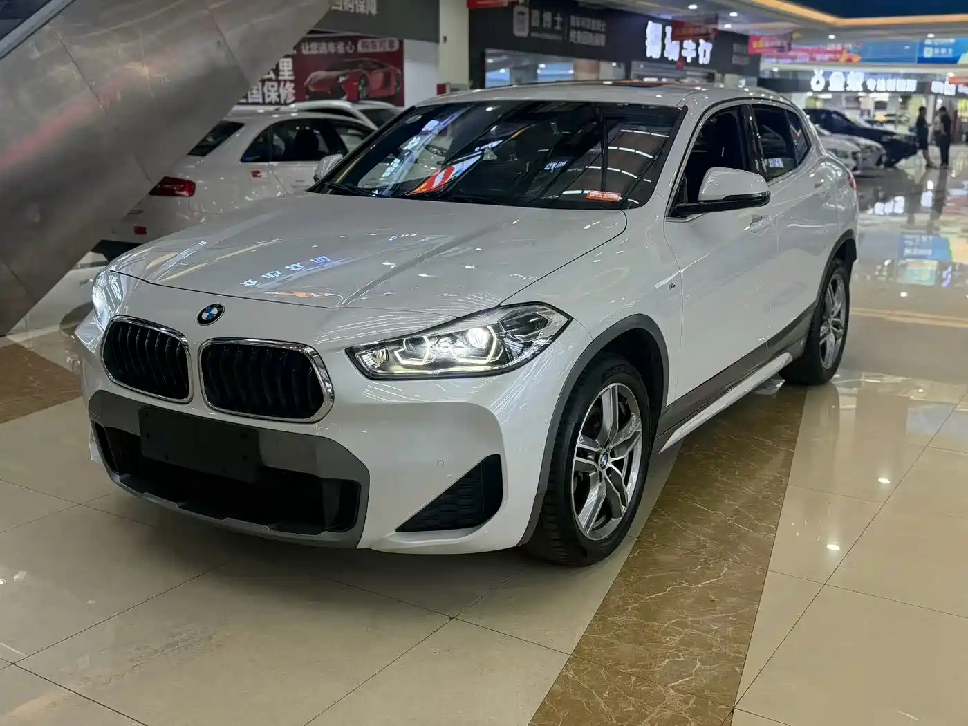 BMW X2 2020 sDrive25i Leading M Off-Road Package