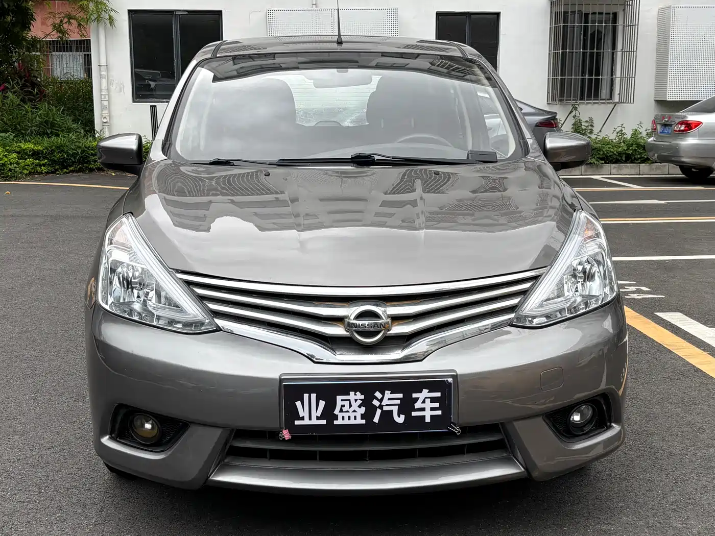 Nissan Livina 2014 2013 1.6XE CVT Comfort