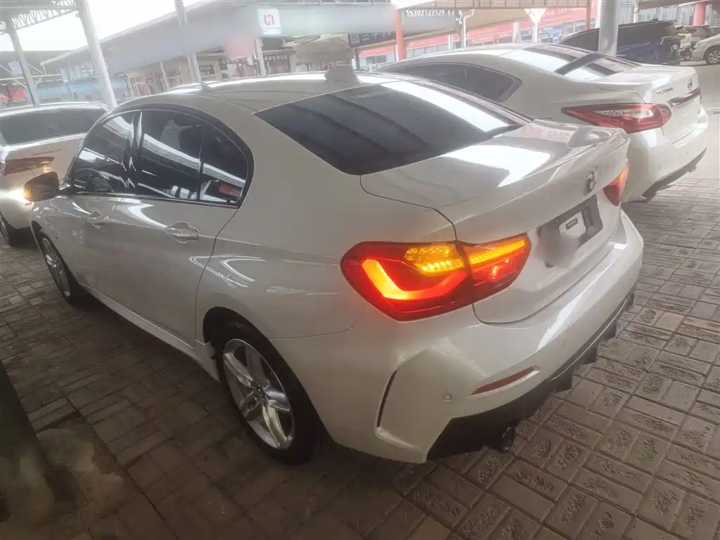 BMW 1 Series 2021 Facelift 120i M Sport Shadow Edition фото 5