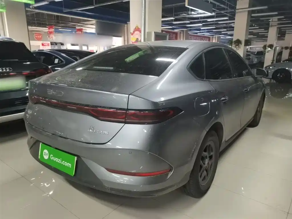 BYD Qin PLUS 2025 DM-i Smart Drive 55KM Leader фото 7