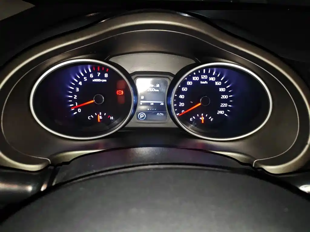 Kia Sportage 2015 2.0L Automatic 2WD GL фото 4