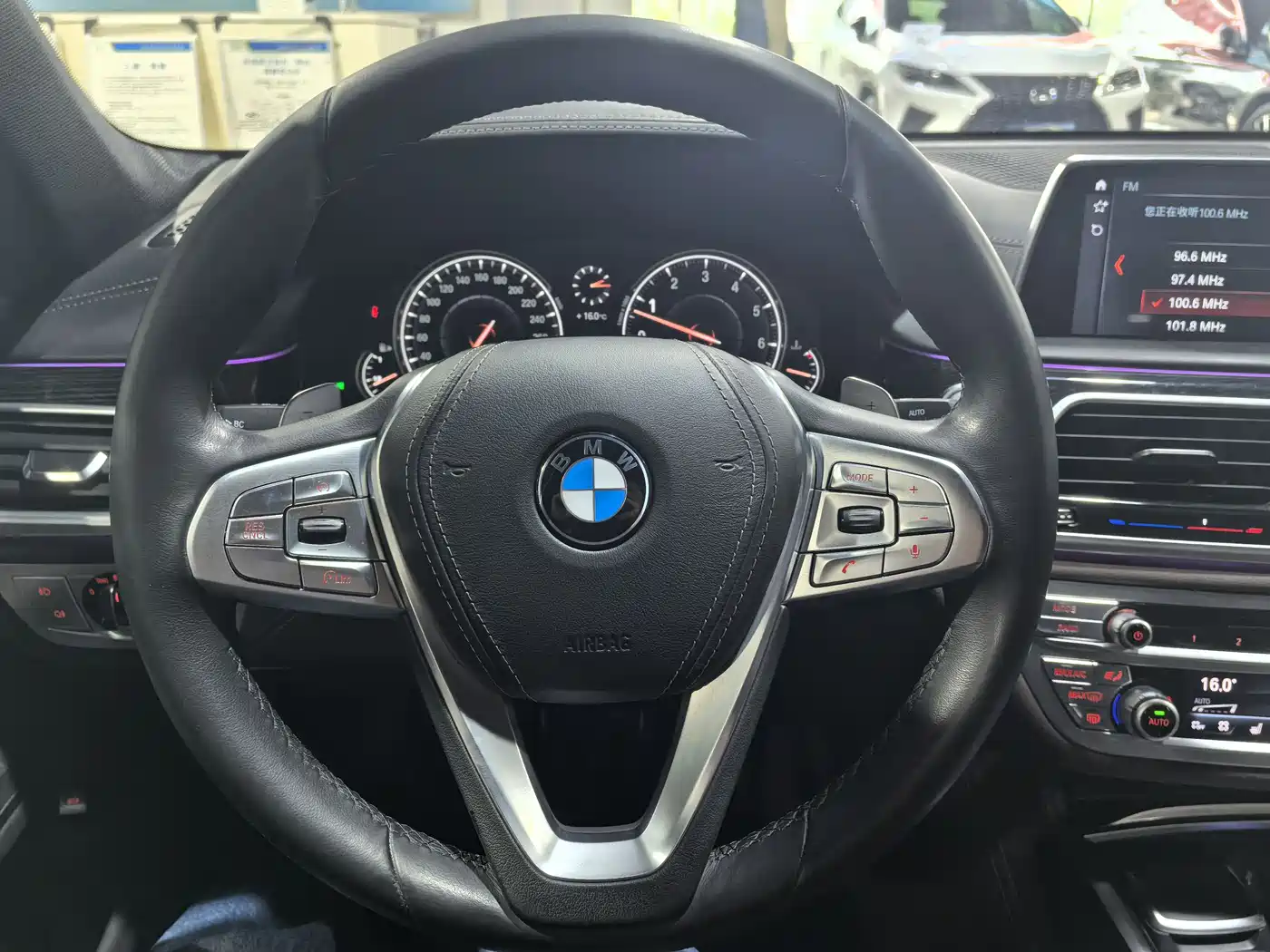 BMW 7 Series 2018 740Li Leading Type M Sport Package фото 7