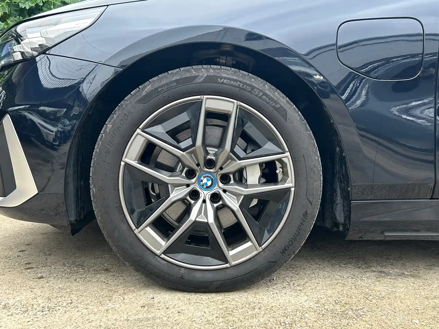 BMW i5 2025 2024 eDrive 35L Luxury Package