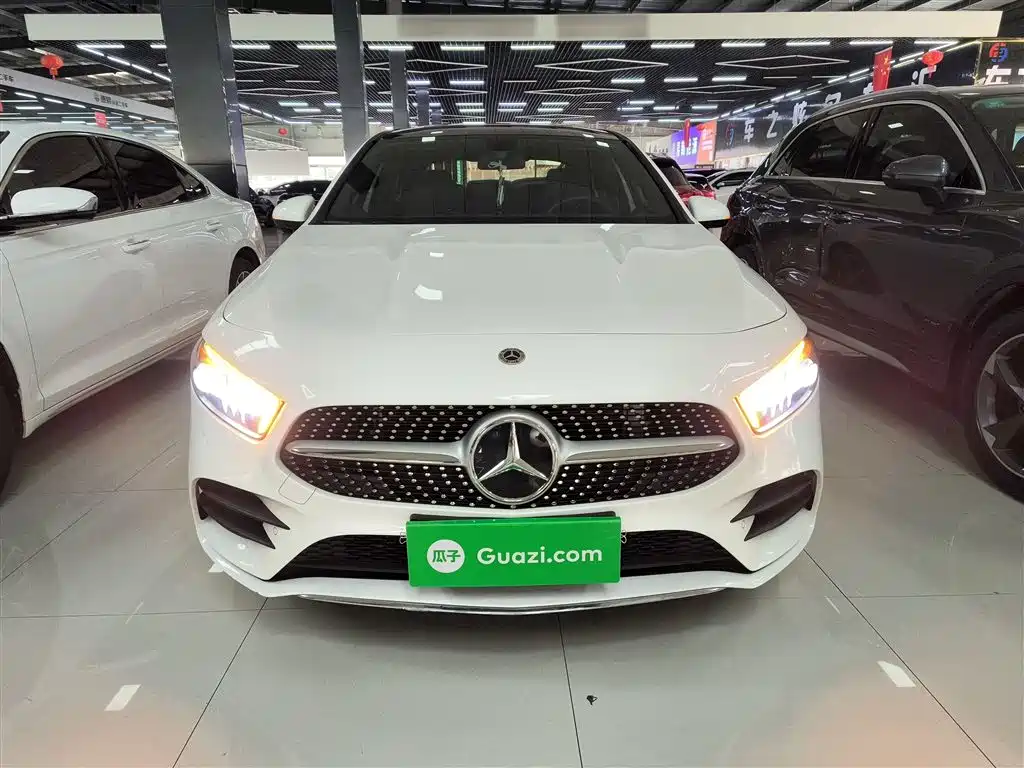 Mercedes-Benz A-Class 2022 Facelift III A 200 L Sport Sedan Fashion фото 3
