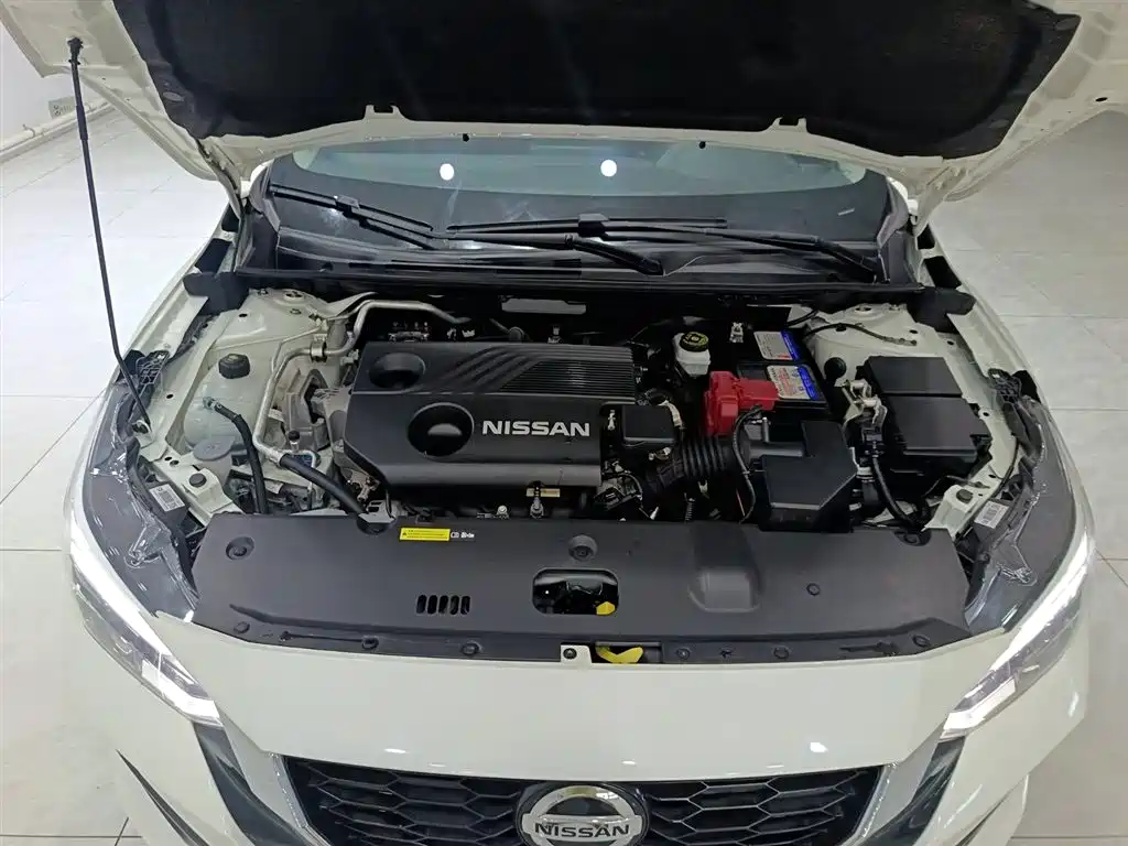 Nissan SYLPHY, миниатюра 2