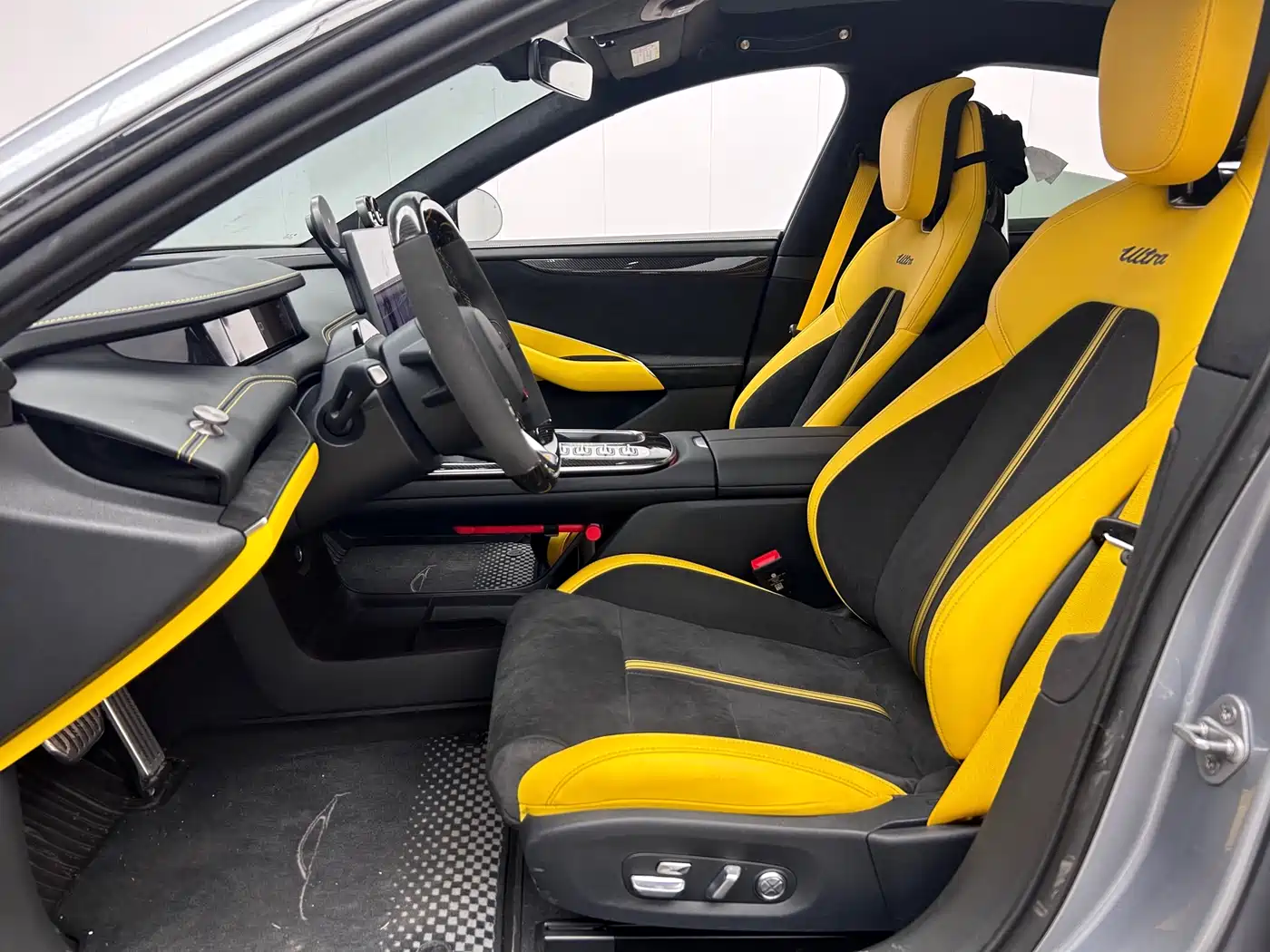 XIAOMI CAR XIAOMI SU7 ULTRA