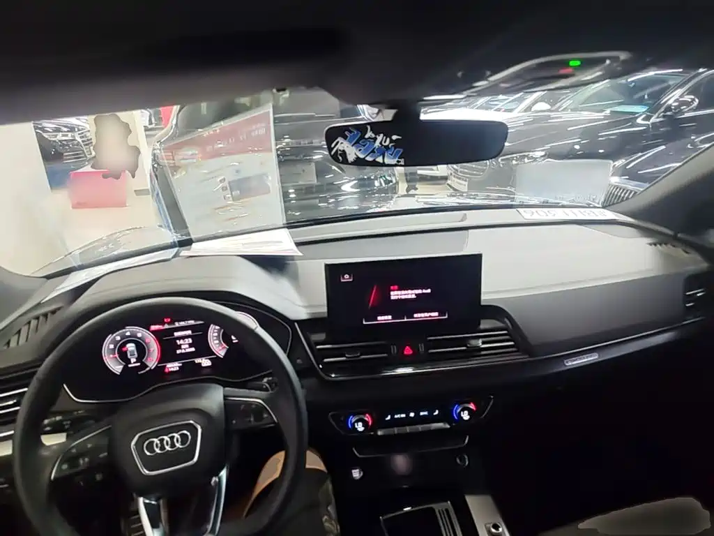 Audi Q5L Sportback 2024 2023 40 TFSI Luxury Style
