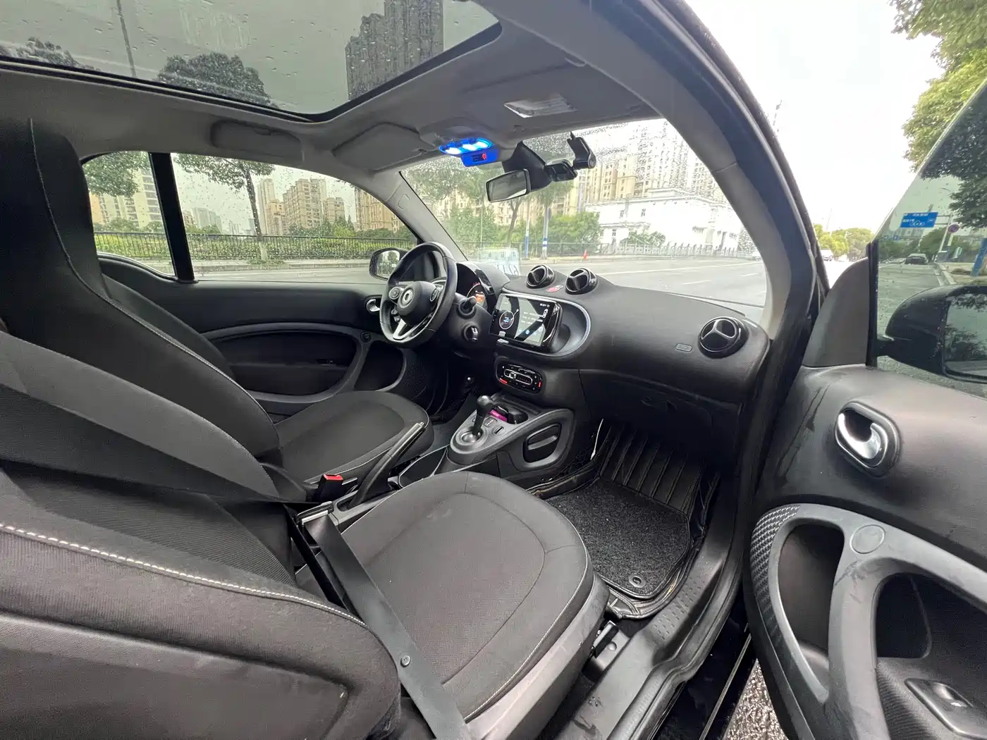 smart fortwo 2019 2018 1.0L 52kW Hardtop Passion Edition China V