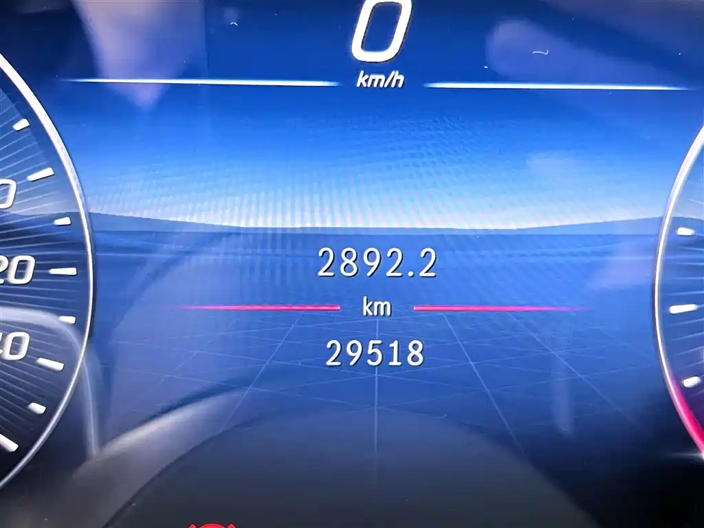 Mercedes-Benz E-Class 2024 Model E 260 L фото 16