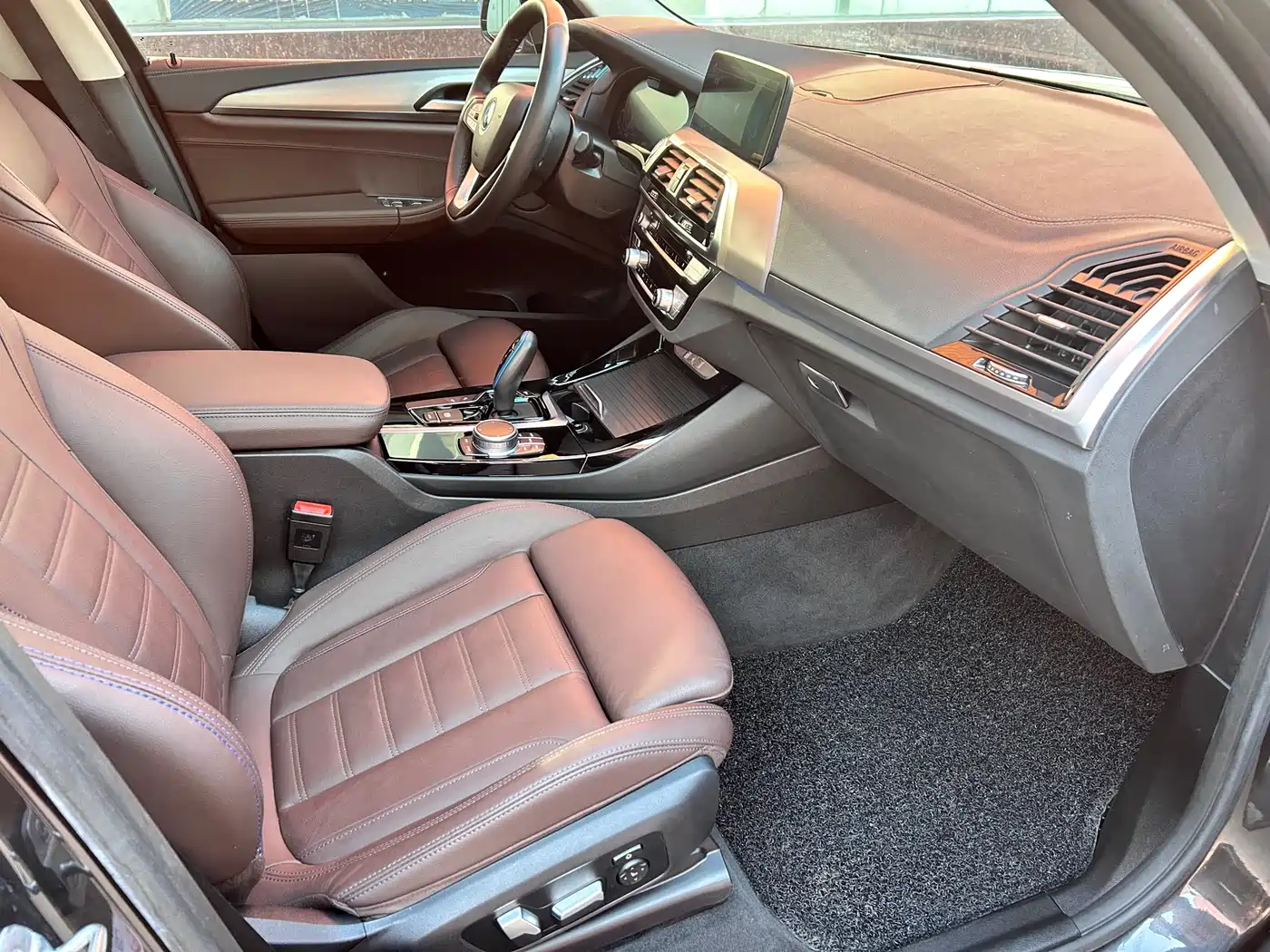 BMW iX3 2021 Pioneer фото 9