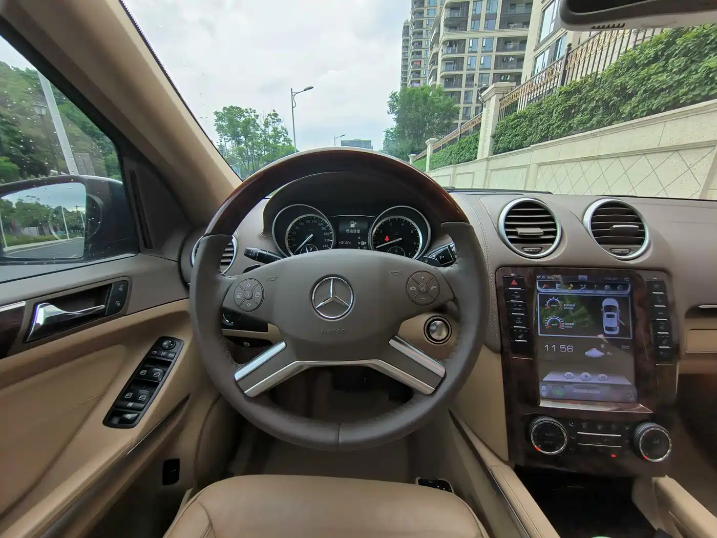Mercedes-Benz GL-Class 2011 GL 450 Prestige Grand Edition фото 8