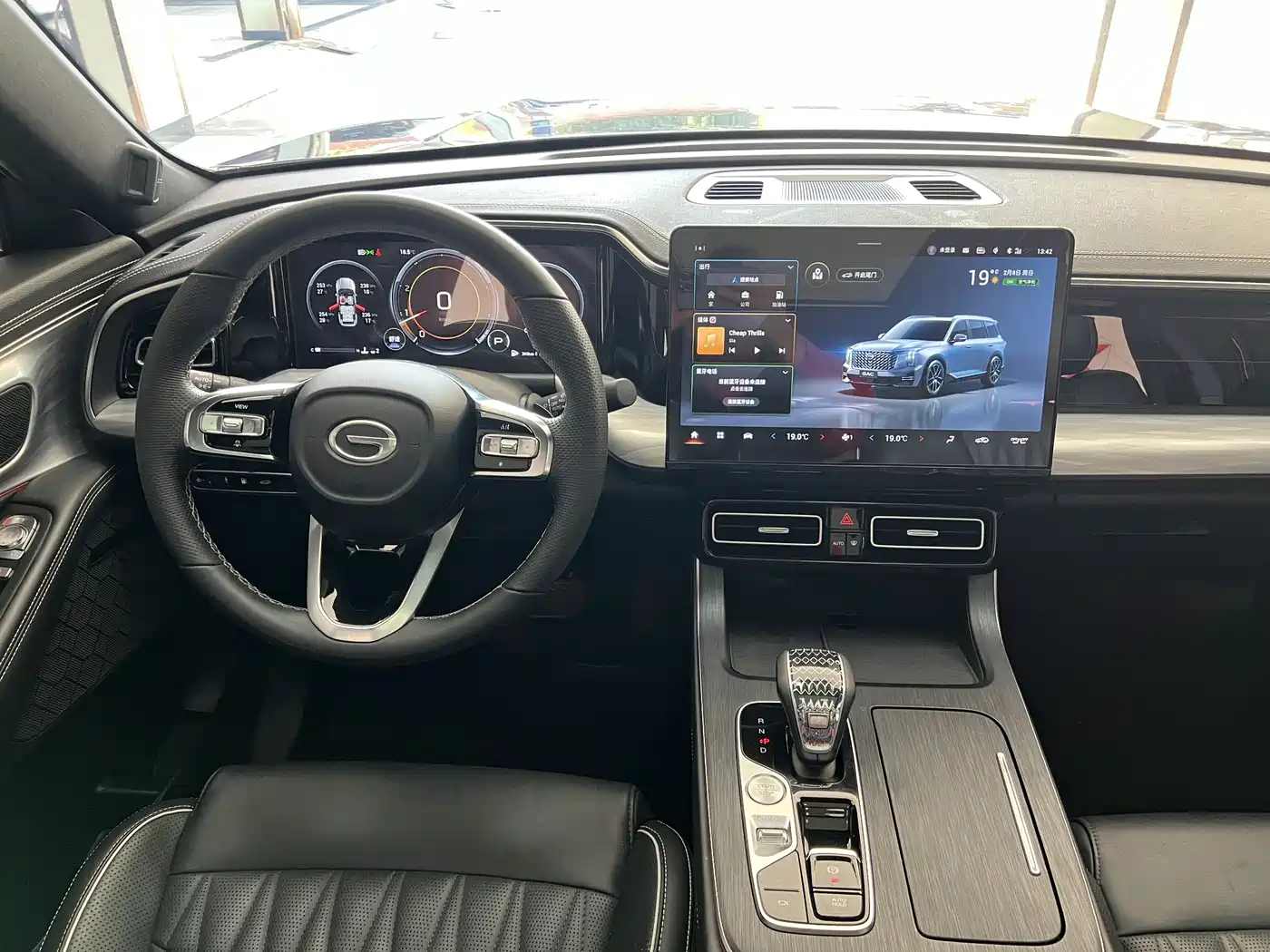 GAC Trumpchi Trumpchi GS8 2022 Pilot Series 2.0TGDI 2WD Luxury Smart Connect Edition (7-Seater) фото 8