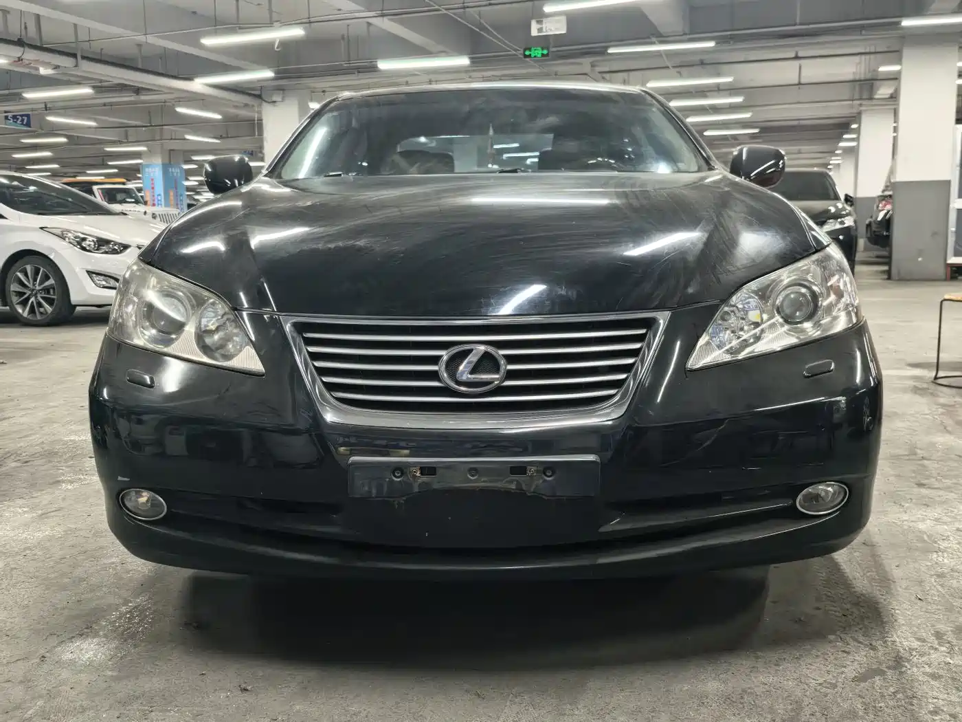 Фото 2 - Lexus ES