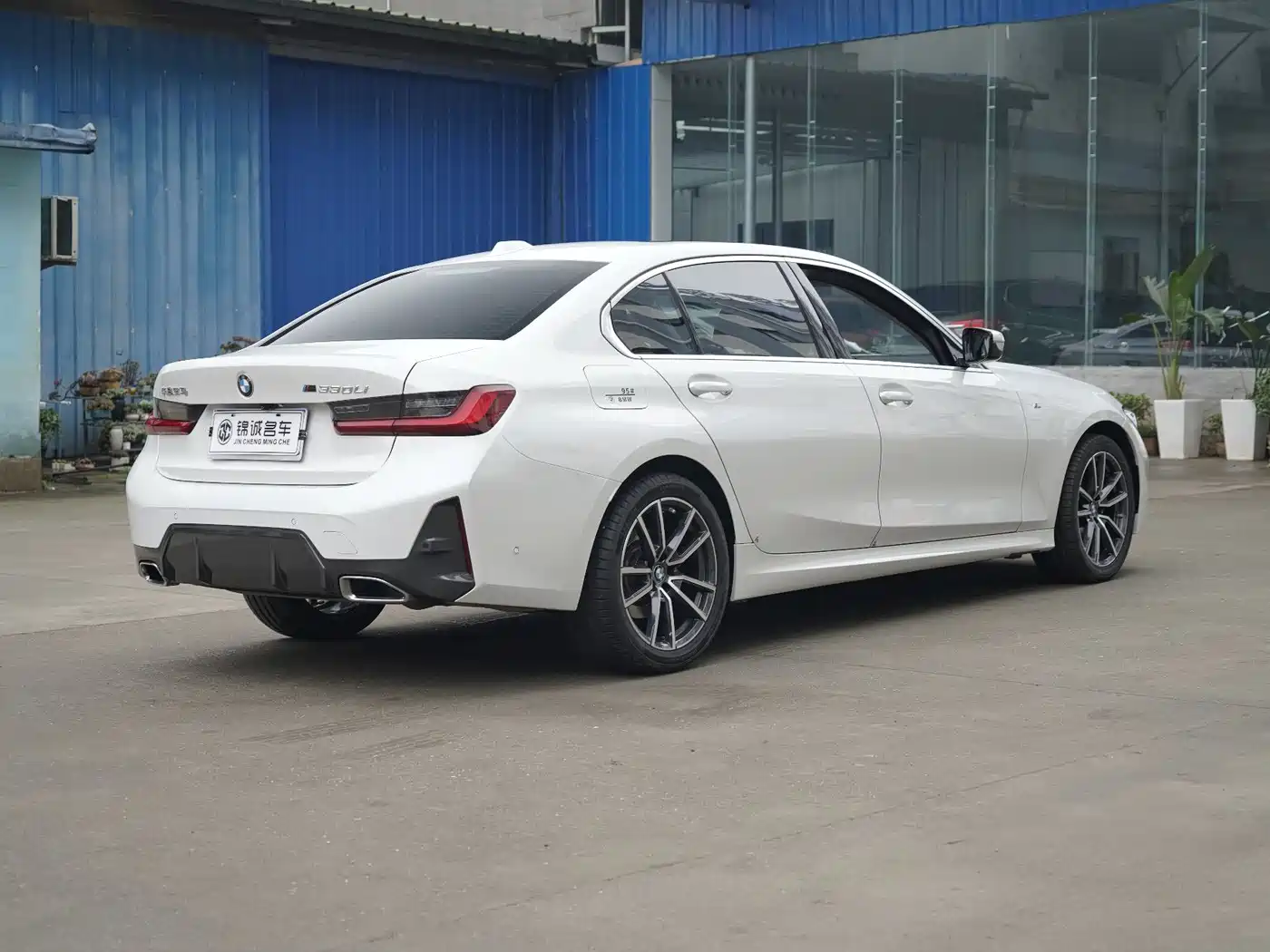 BMW 3 Series 2023 325Li M Sport Package фото 7
