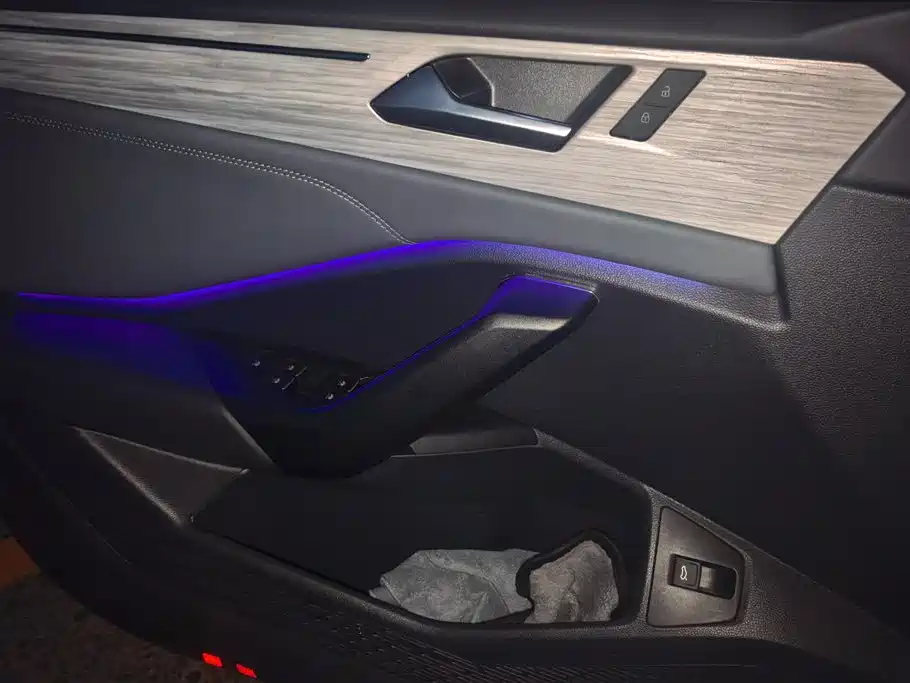 Volkswagen Sagitar 2023 300TSI DSG Surpassing Edition фото 7
