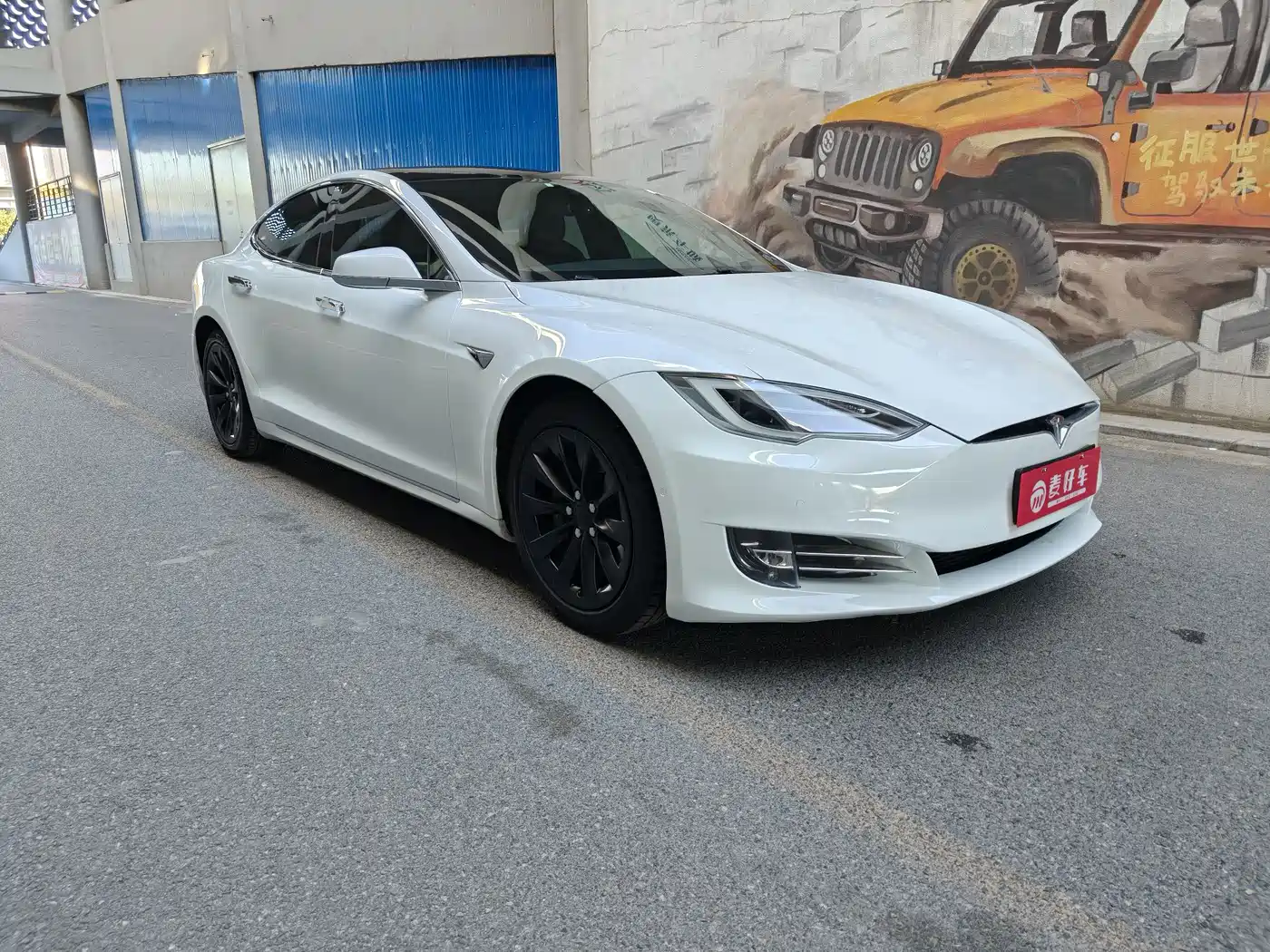 TESLA MODEL S