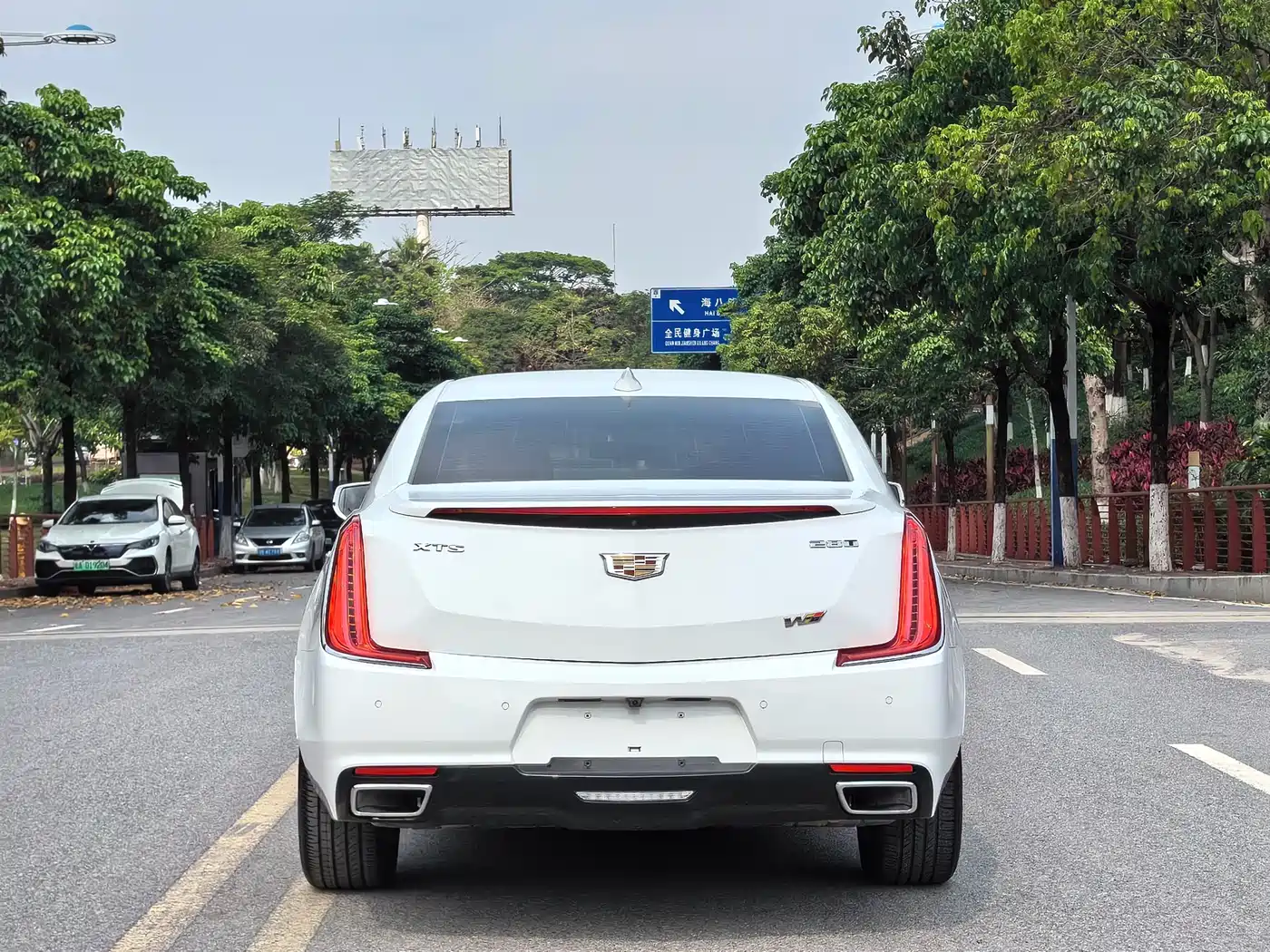 Cadillac XTS 2018 28T Technology фото 18