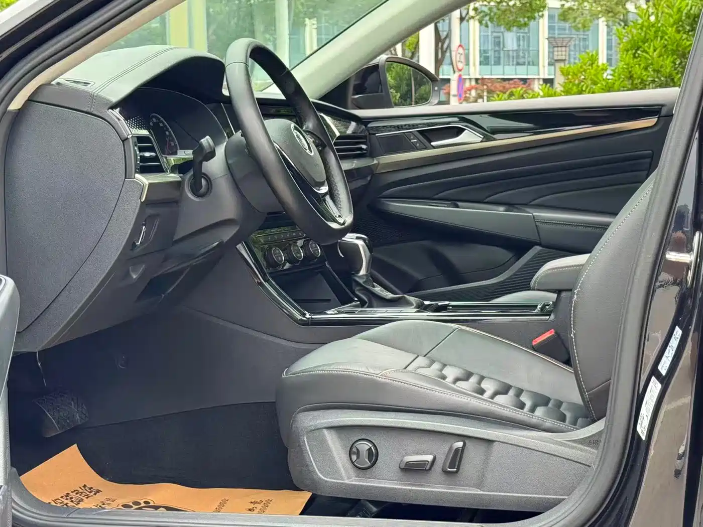 Volkswagen Passat 2019 330TSI Elite Version China VI фото 13