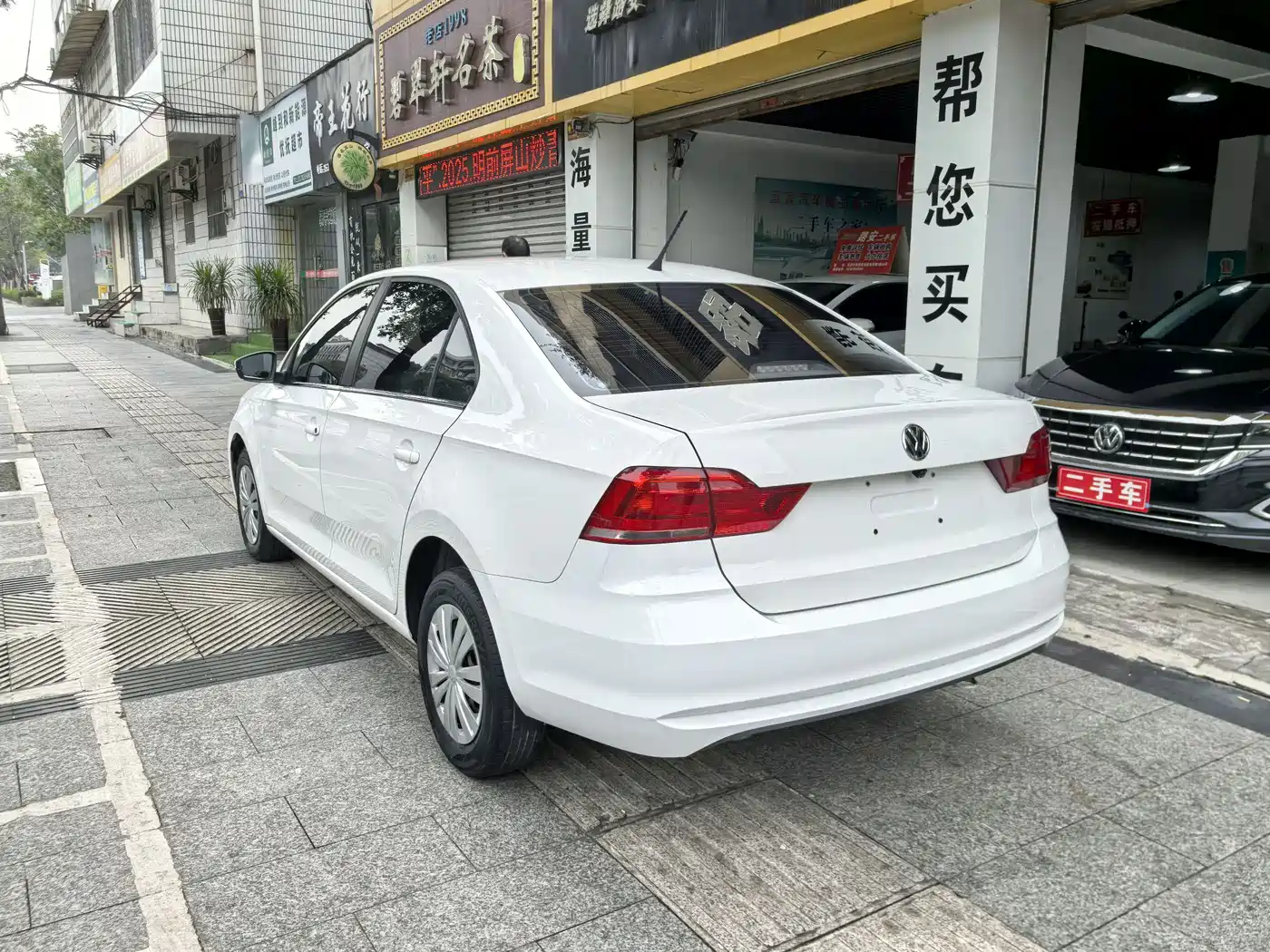 Volkswagen Santana 2016 1.6L Automatic Trend Edition фото 6