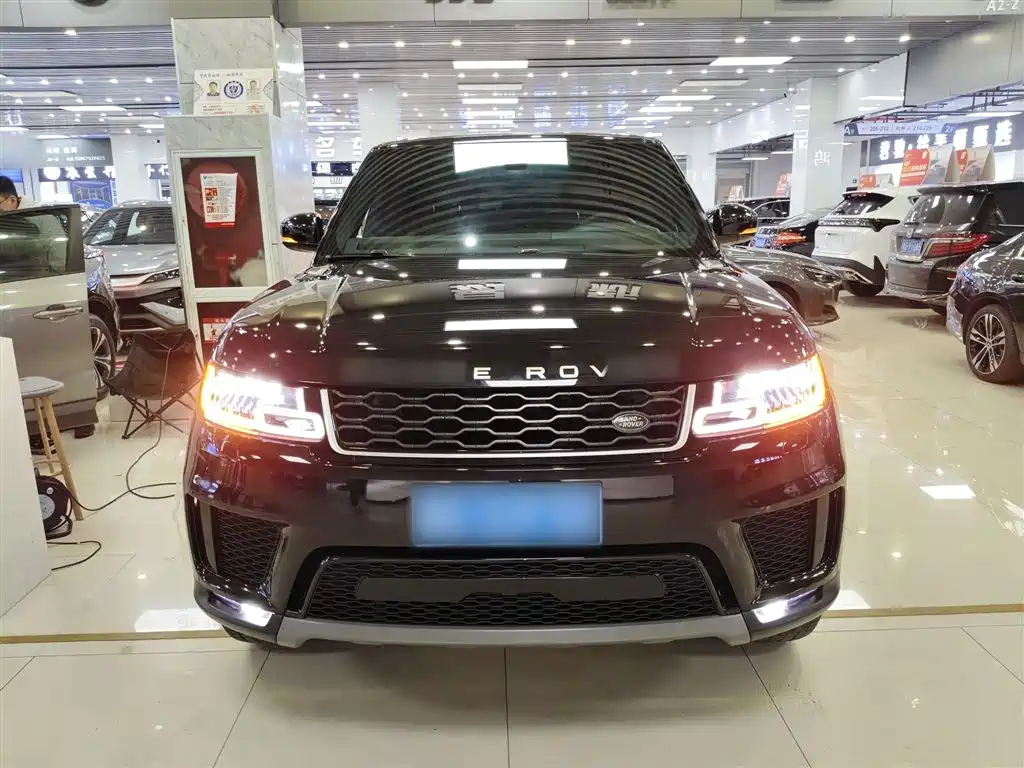 Land Rover Range Rover Sport 2021 3.0 L6 SE фото 3