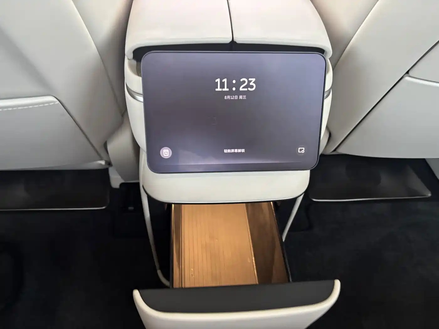 NIO ES8 2026 2025 Model 6-Seat Executive Luxury Edition