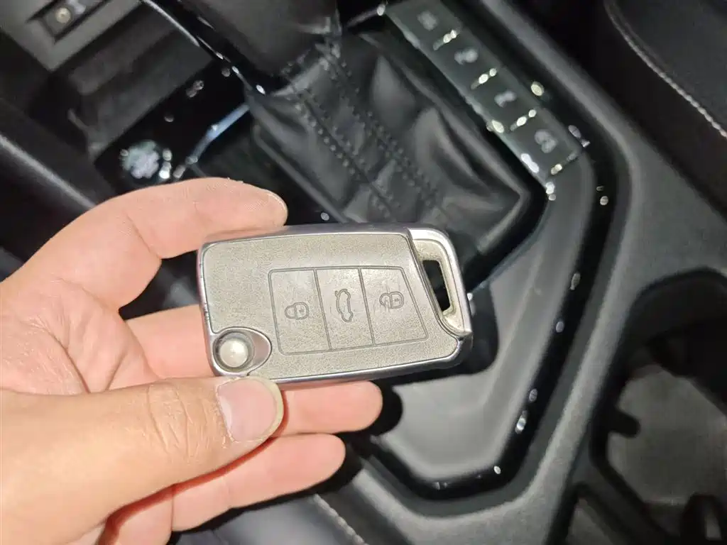 Volkswagen Tiguan L 2018 330TSI Automatic 2WD Comfort Edition фото 9