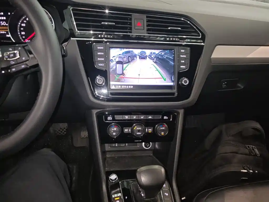 Volkswagen Tiguan L 2018 330TSI Automatic 2WD Comfort Edition фото 13