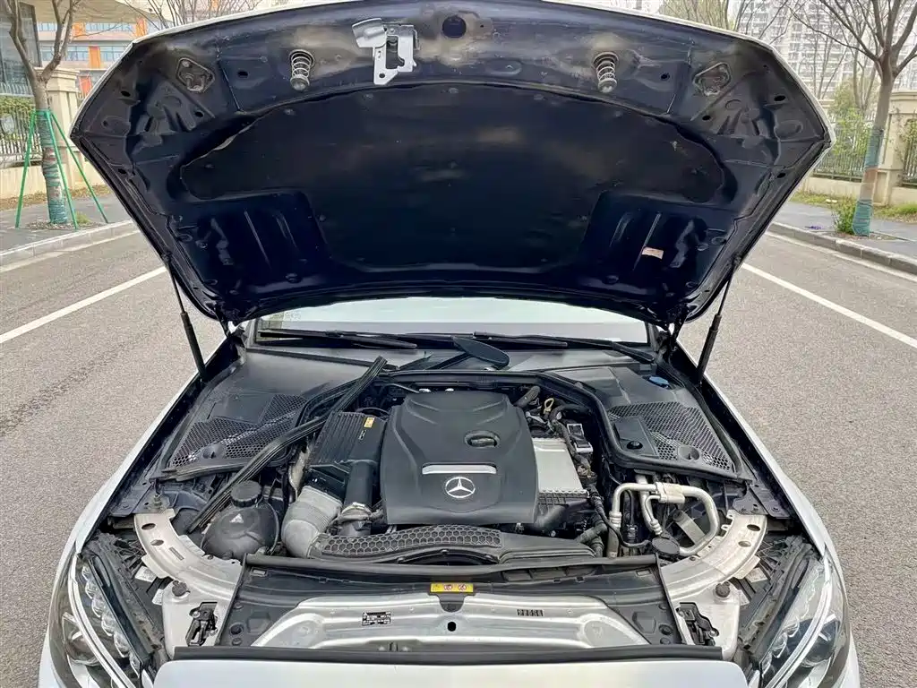 Mercedes-Benz C-Class 2017 Facelift C 200 L Sport Edition фото 10