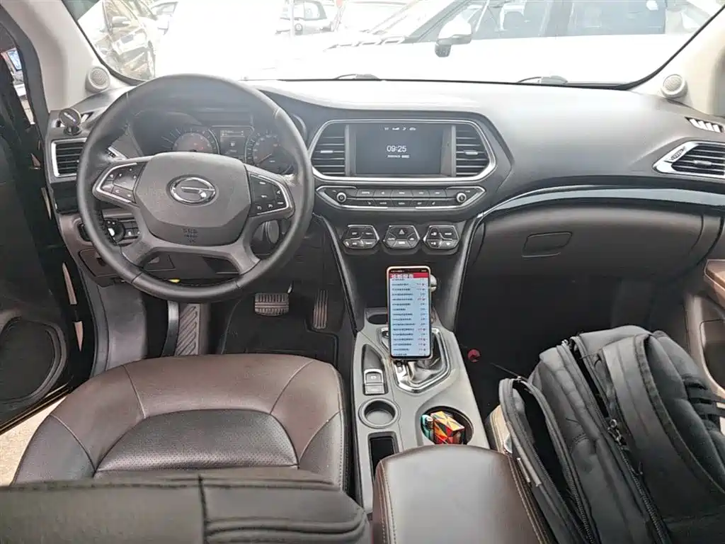 GAC Trumpchi Trumpchi GS4 2017 235T Automatic 2WD Luxury Smart Connected Edition фото 10