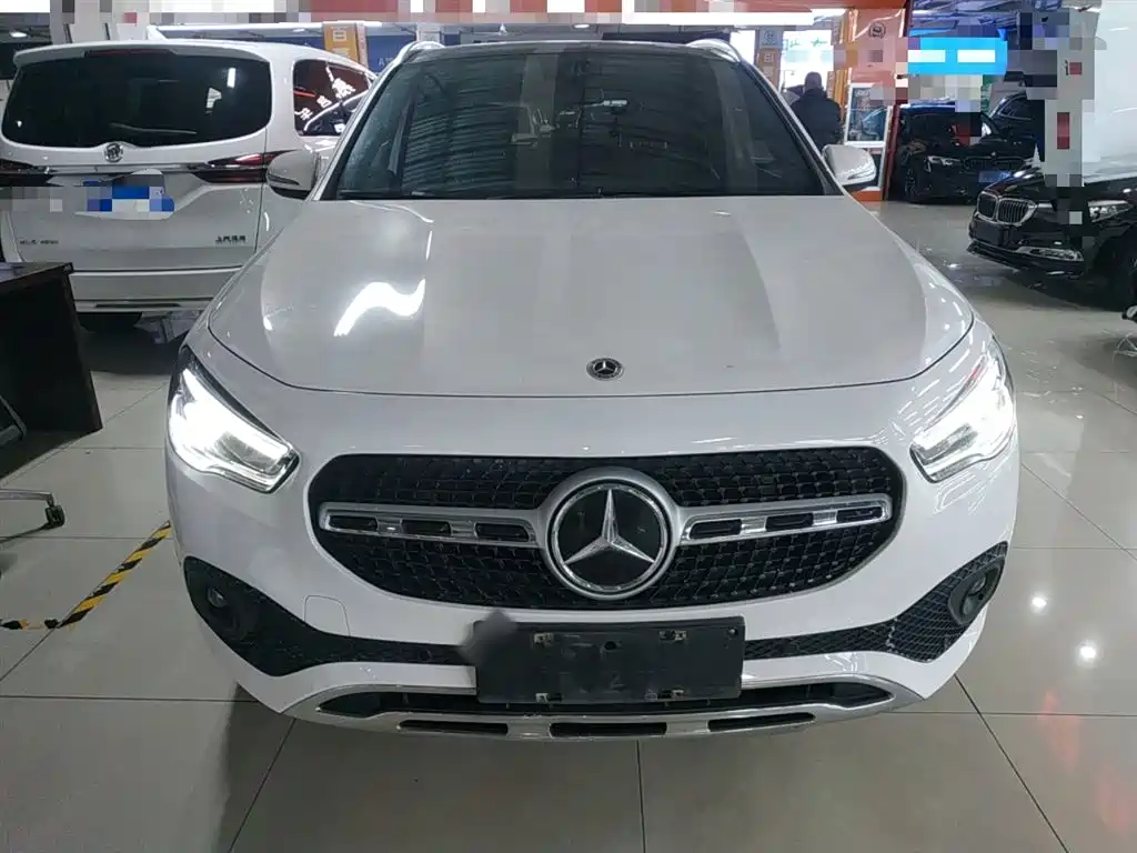 Mercedes-Benz GLA 2022 Facelift II GLA 200 фото 3