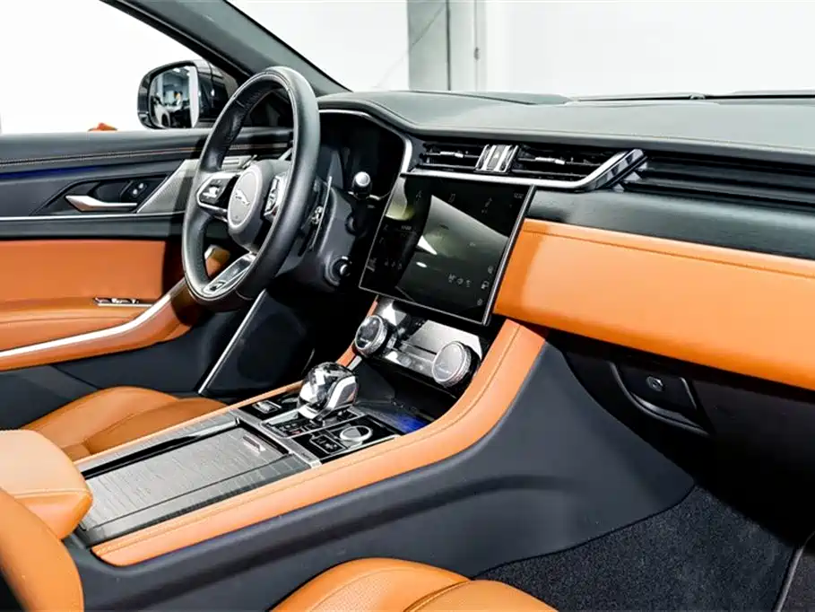 Jaguar XFL 2024 2024 2.0T P300 AWD Flagship Sport Gilded Edition
