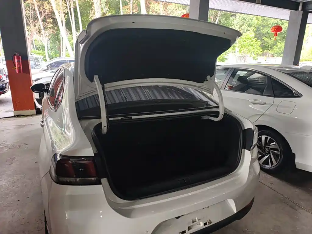 Photo 19 - Peugeot 308