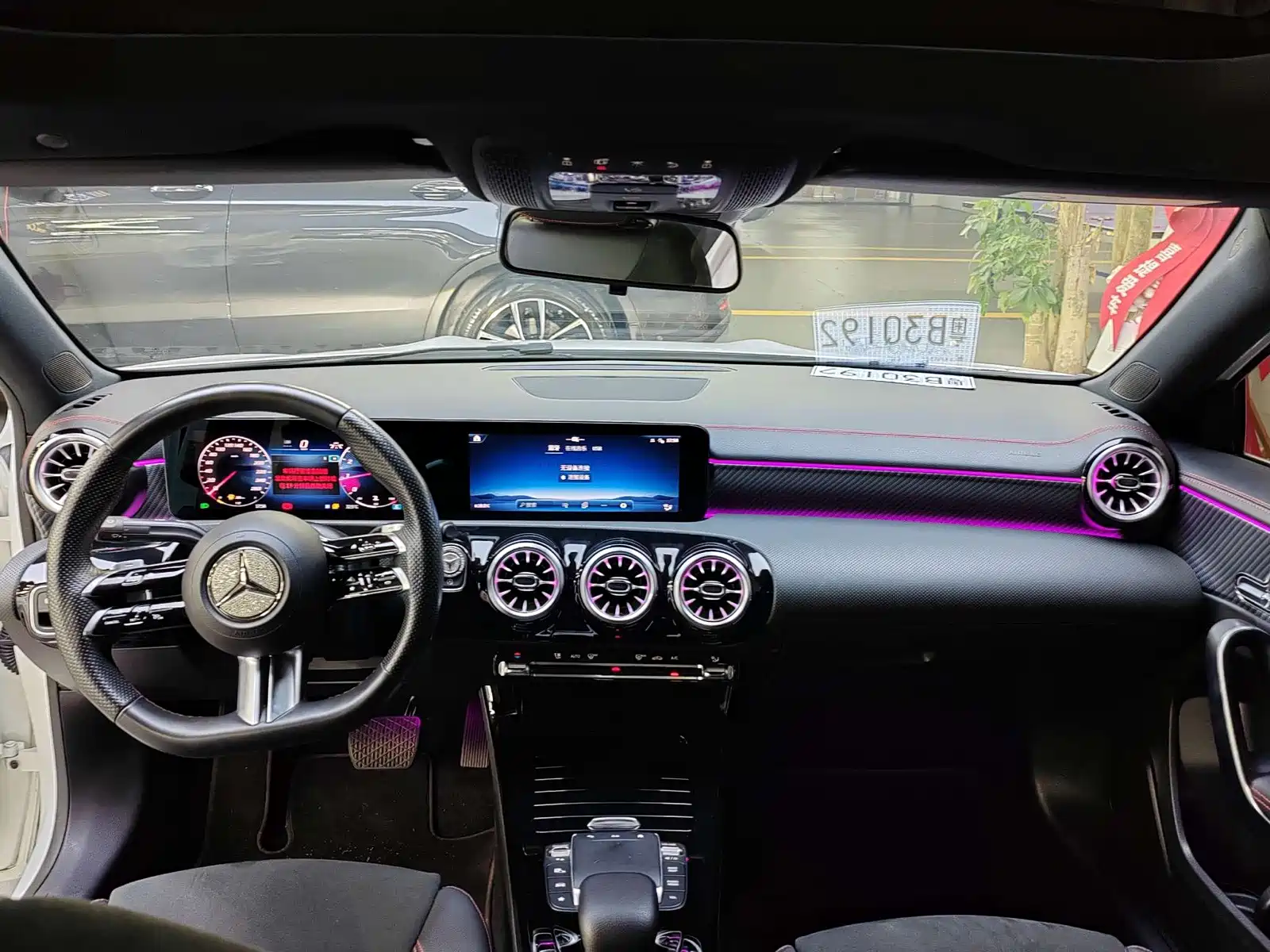 Фото 10 - Mercedes-Benz A-Class