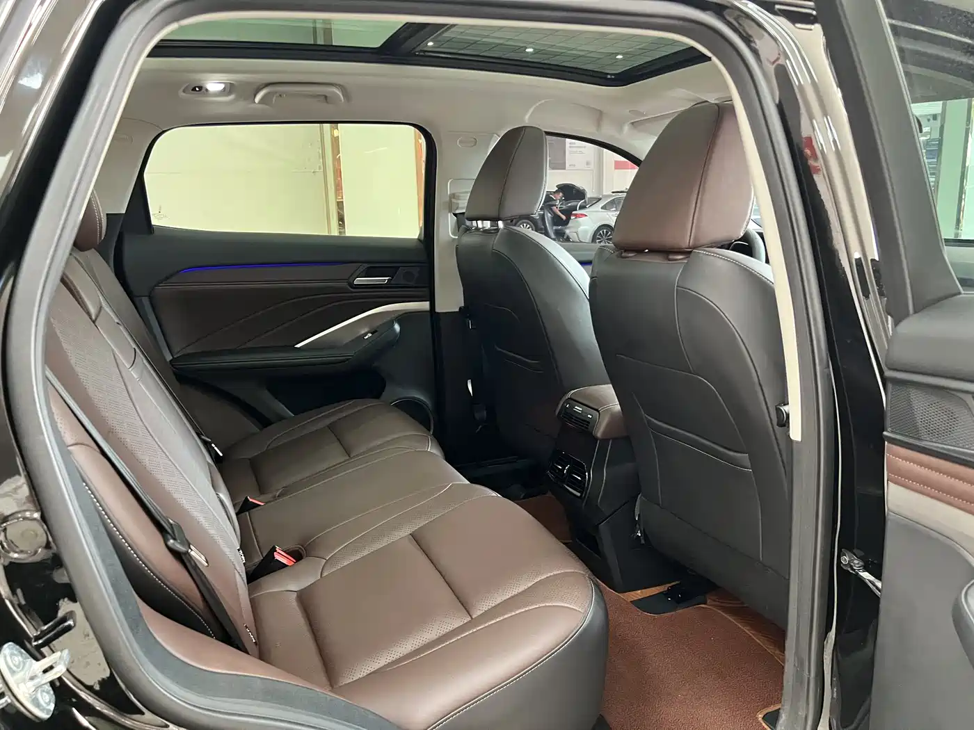 WEI PAI WEI BRAND VV6